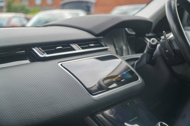 Land Rover Range Rover Velar R-dynamic S Black #25