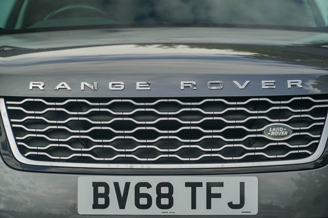 Land Rover Range Rover Velar R-dynamic S Black #12
