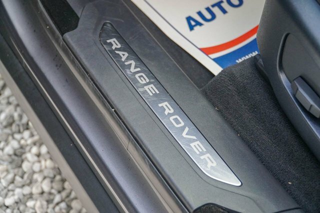 Land Rover Range Rover Velar R-dynamic S Black #30