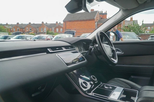 Land Rover Range Rover Velar R-dynamic S Black #23