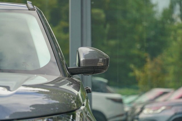 Land Rover Range Rover Velar R-dynamic S Black #14