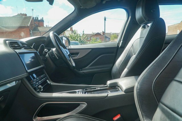 Jaguar F-Pace 2019 2.0 D180 R-sport Suv Awd Euro Silver #2