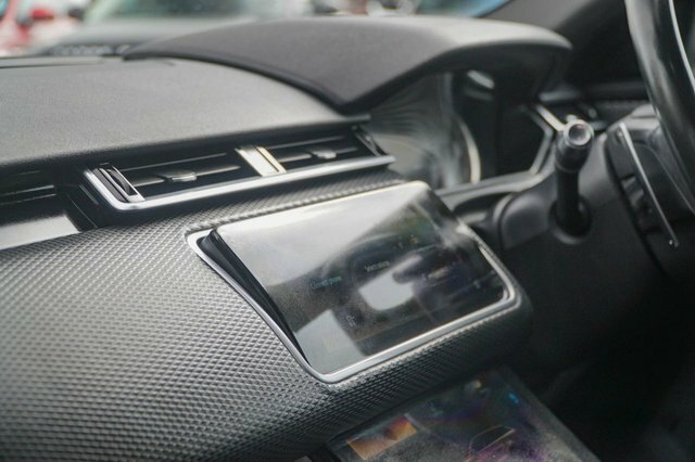 Land Rover Range Rover Velar S Black #25