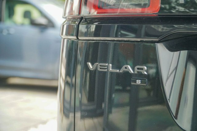 Land Rover Range Rover Velar S Black #48