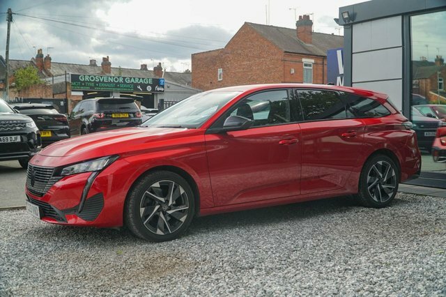 Peugeot 308 SW 2023 1.2 Puretech Allure Premium Estate Red #3