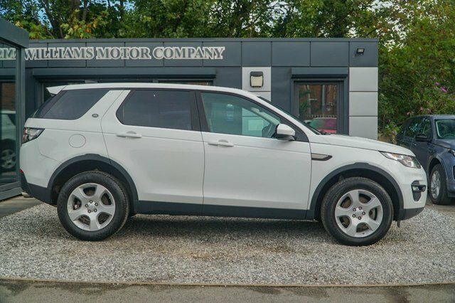 Land Rover Discovery Sport 2018 2.0 Ed4 Se Tech Suv Euro 6 White #6