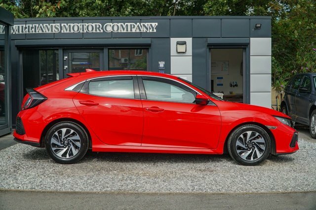 Honda Civic 2017 1.0 Vtec Turbo Se Hatchback Red #6
