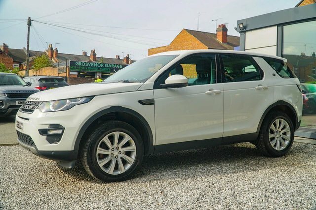 Land Rover Discovery Sport 2016 2.0 Td4 Se Tech Suv 4Wd Eur White #3
