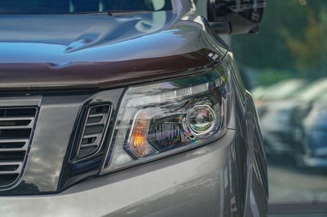 Nissan Navara   #13