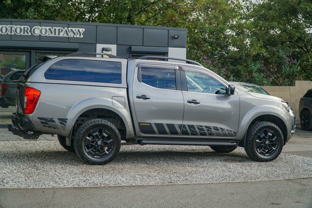 Nissan Navara   #50