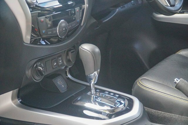 Nissan Navara   #26