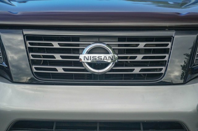 Nissan Navara   #12