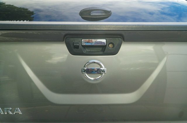 Nissan Navara   #43