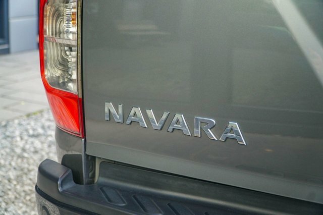 Nissan Navara   #44