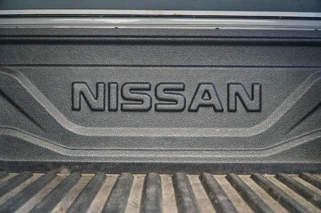 Nissan Navara   #48
