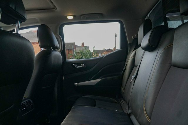 Nissan Navara   #30