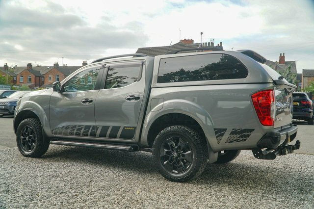 Nissan Navara   #42