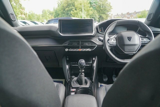 Peugeot 2008 2024 1.2 Puretech Allure Suv Eur Grey #4