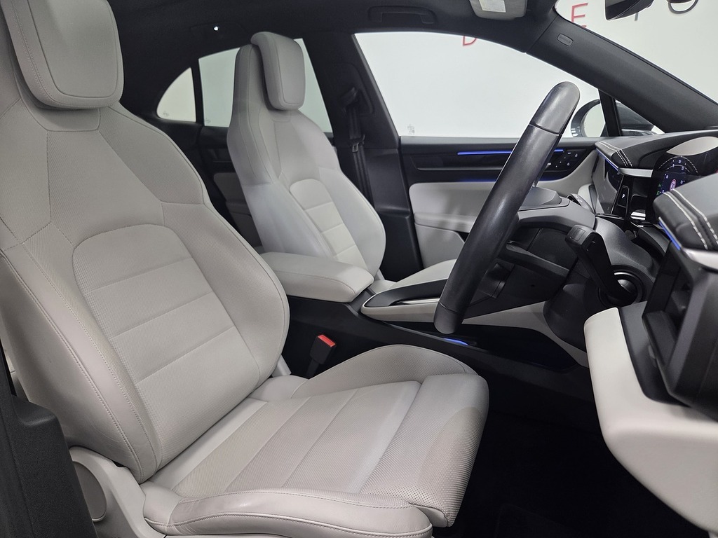 Porsche Macan 100Kwh 4S Suv 4Wd 516 Ps Grey #2