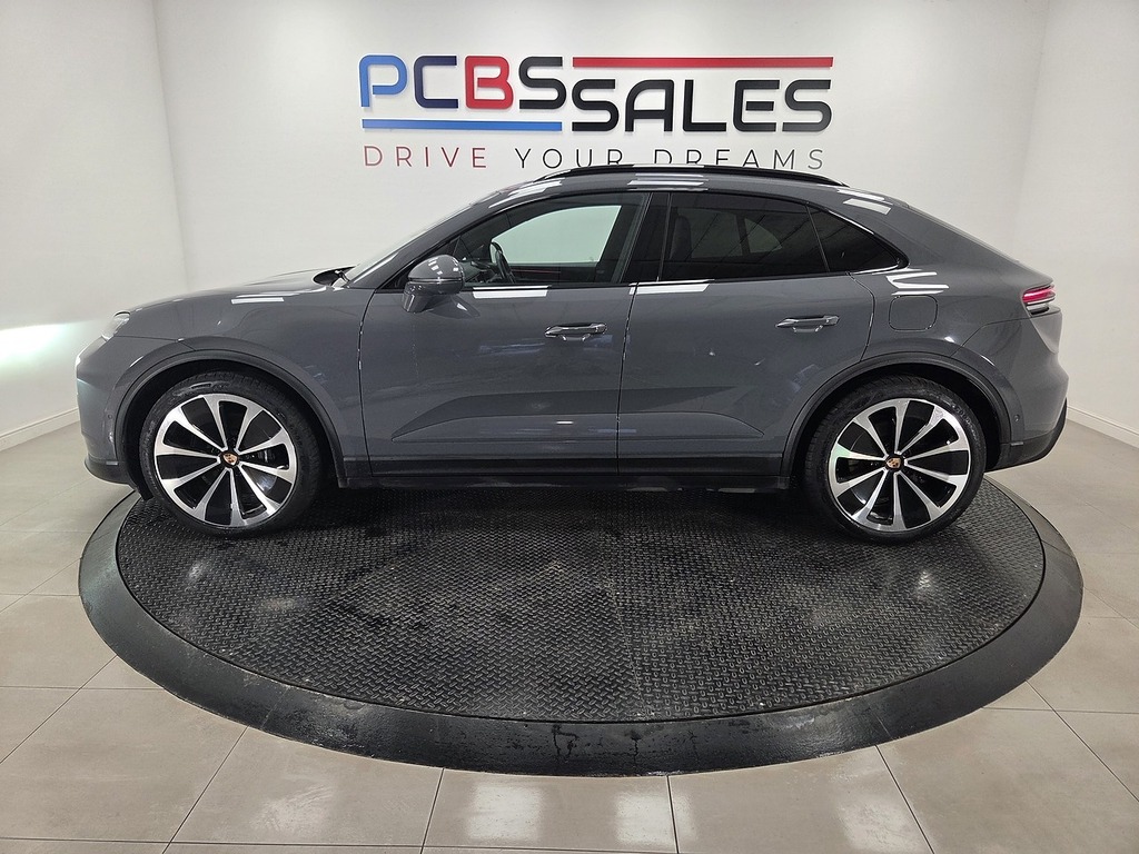 Porsche Macan S Pdk Black #23