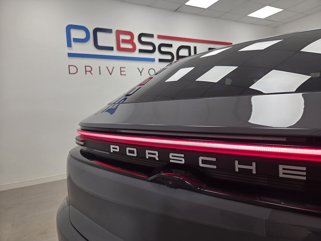 Porsche Macan S Pdk Black #57