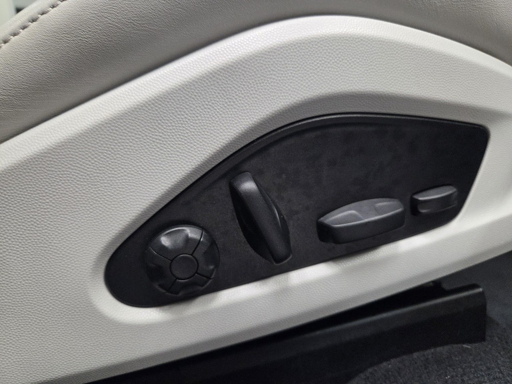 Porsche Macan 100Kwh 4S Suv 4Wd 516 Ps Grey #5