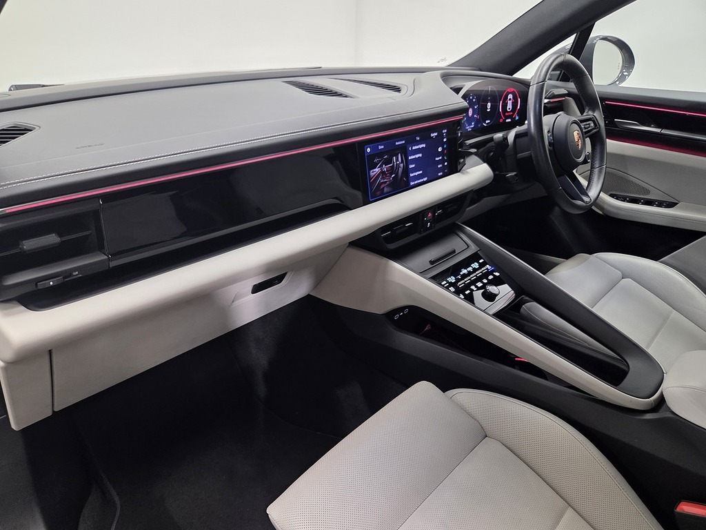 Porsche Macan S Pdk Black #13