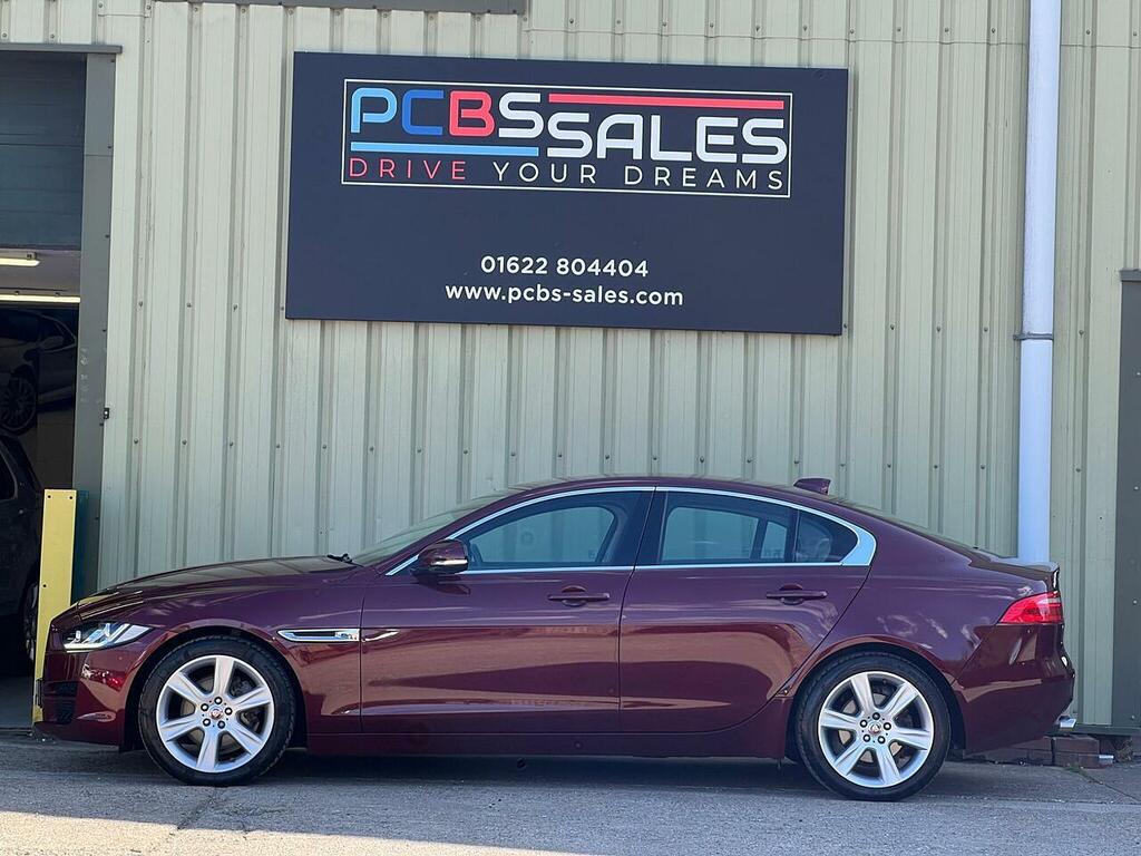 Jaguar XE 2.0D Portfolio Saloon Euro 6 Ss Red #4