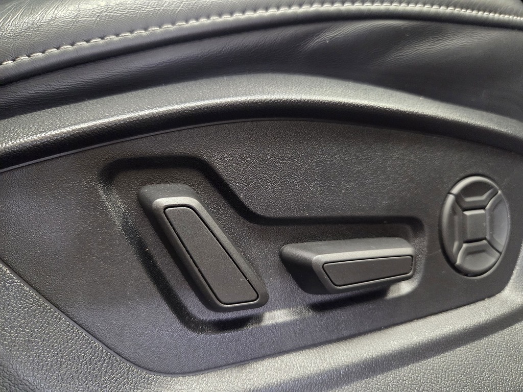 Audi Q8 3.0 Tfsie V6 55 Black Edition Suv Plug- Orange #5