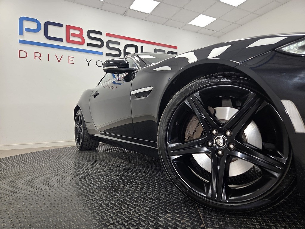 Jaguar XK V8 Portfolio Silver #32