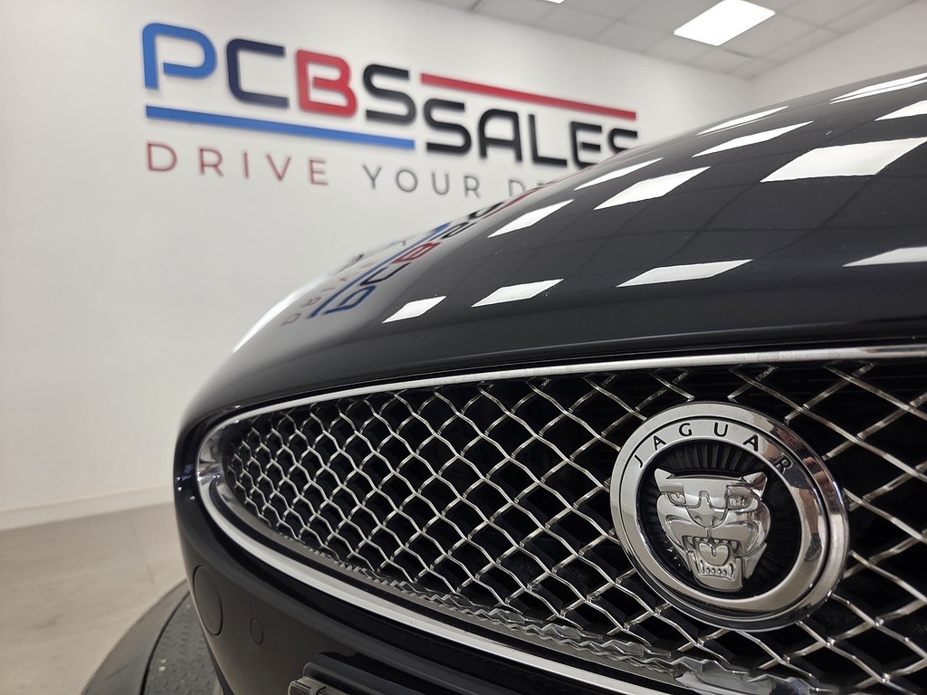 Jaguar XK V8 Portfolio Silver #29