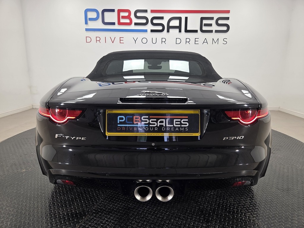 Jaguar F-Type 3.0 380 Sc V6 Chequered Flag Red #16