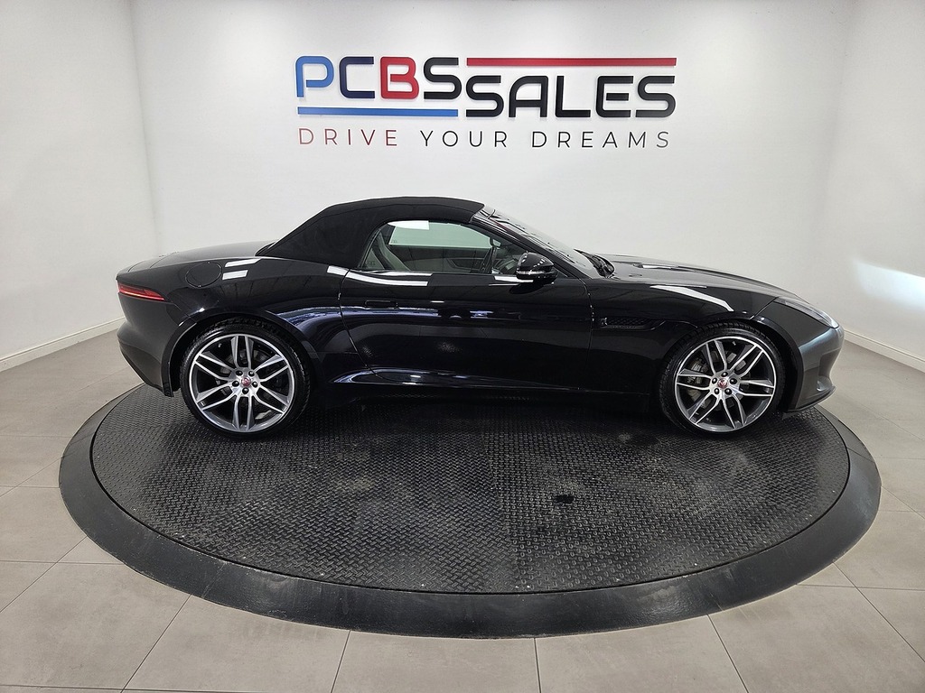Jaguar F-Type 3.0 380 Sc V6 Chequered Flag Red #13