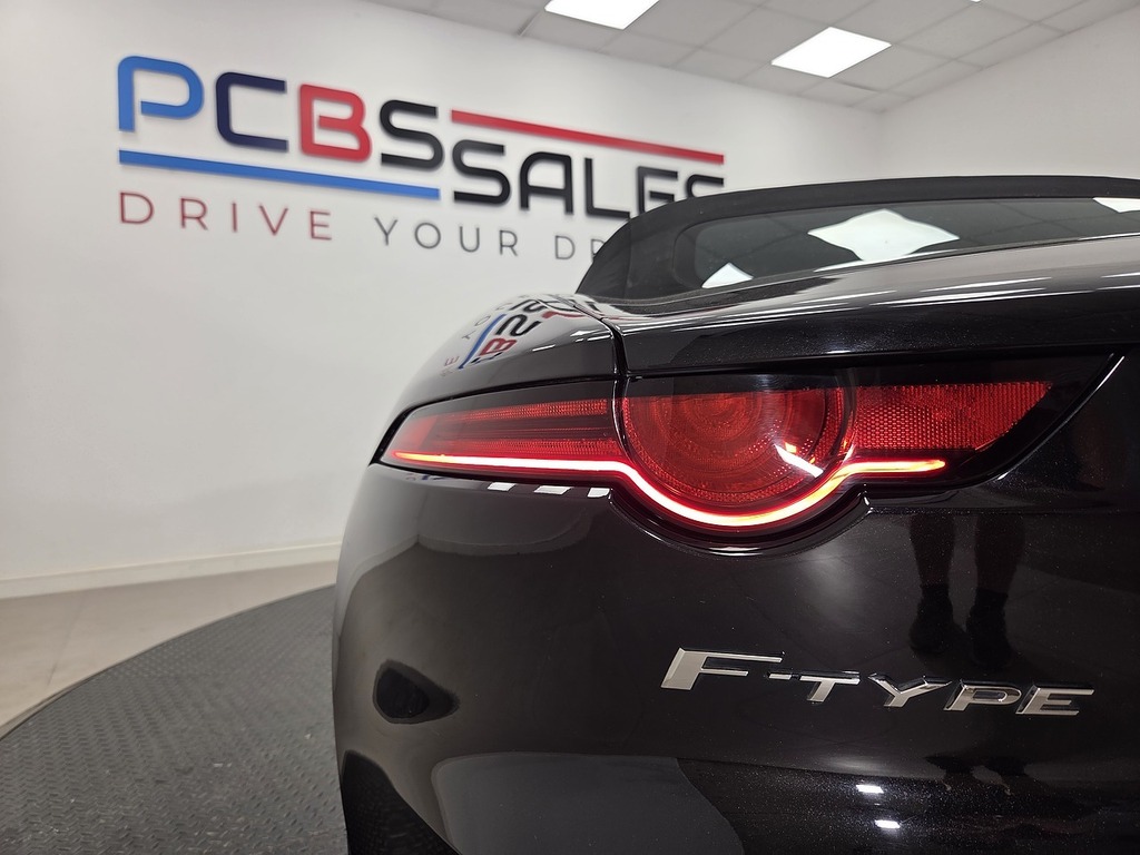 Jaguar F-Type 3.0 380 Sc V6 Chequered Flag Red #39
