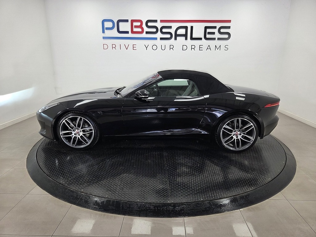 Jaguar F-Type 3.0 380 Sc V6 Chequered Flag Red #14