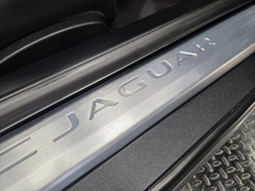 Jaguar F-Type 2.0I R-dynamic Coupe Euro 6 Ss Grey #4