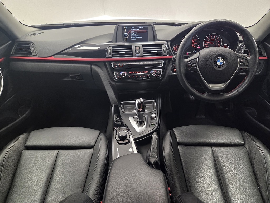 BMW 4 Series Gran Coupe 3L Luxury Grey #17
