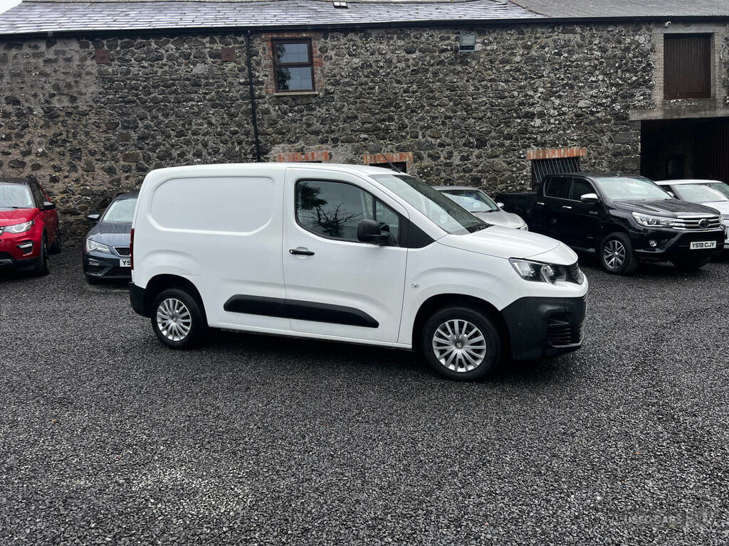 Peugeot Partner 650 1.5 Bluehdi 75 Professional Van White