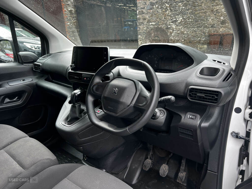 Peugeot Partner Panel Van White #7