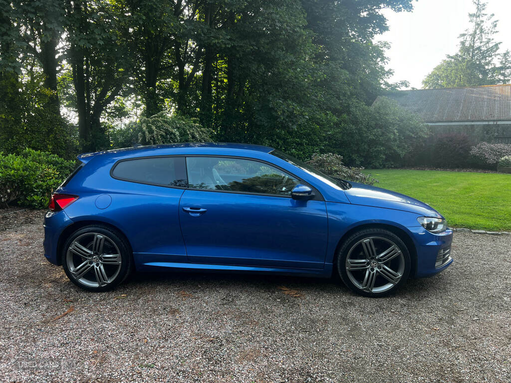 Volkswagen Scirocco 2.0 Tdi Bluemotion Tech R-line Blue