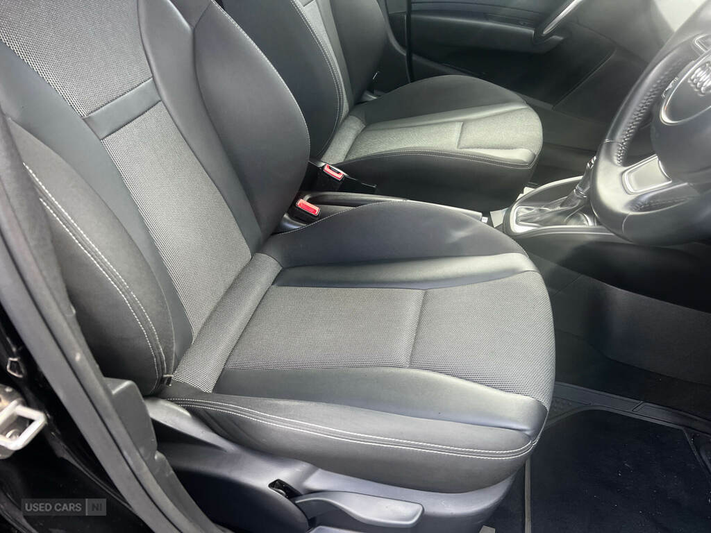 Audi A1 1.6 Tdi Sport Nav S Tronic WF68MRV Black #6
