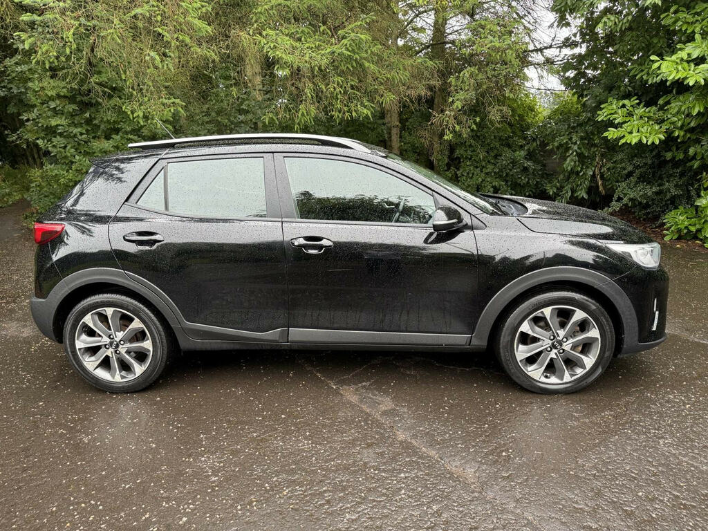 Kia Stonic Maxx White #3