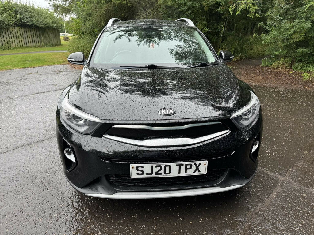 Kia Stonic Maxx White #2