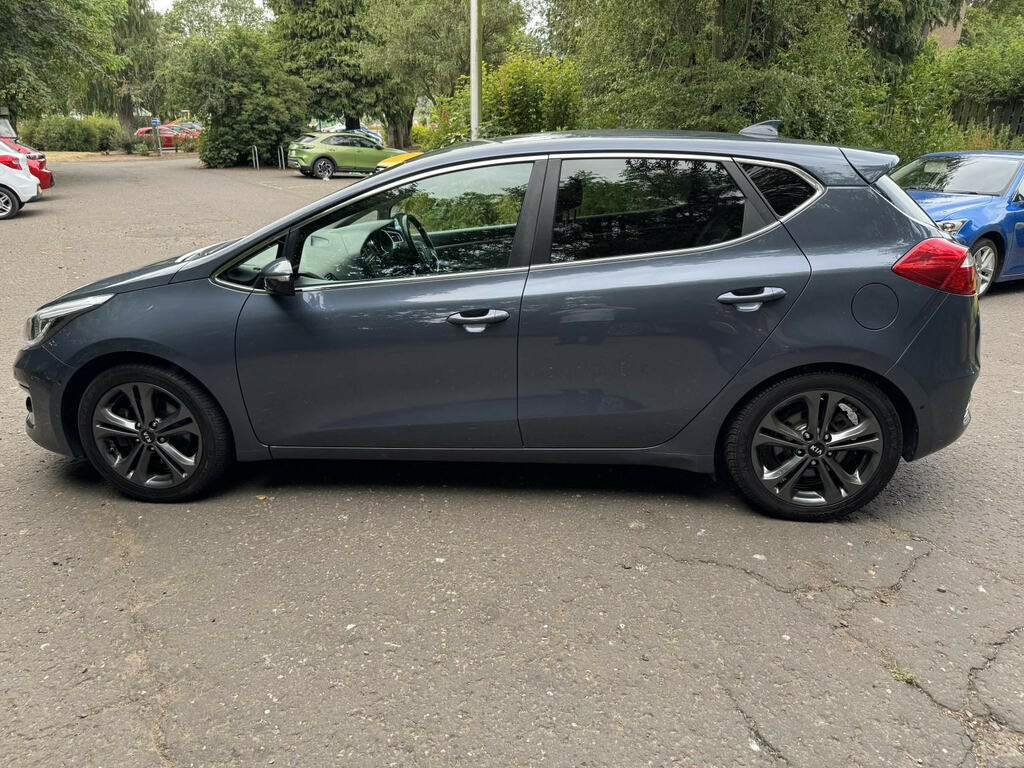 Kia Ceed 1.6 Crdi Isg 2 Red #8