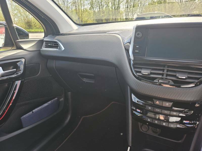 Peugeot 2008 2008 Gt Line Puretech Ss Red #13