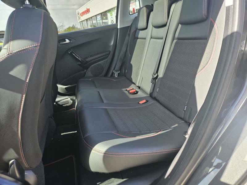 Peugeot 2008 2008 Gt Line Puretech Ss Red #21
