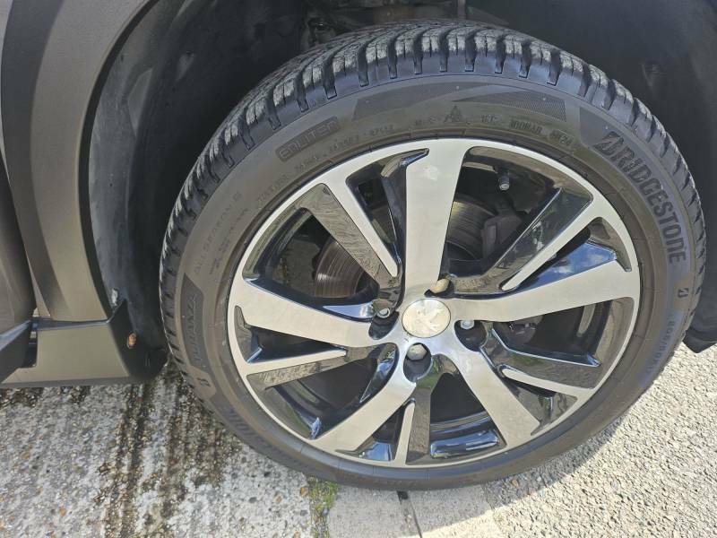 Peugeot 2008 2008 Gt Line Puretech Ss Red #24