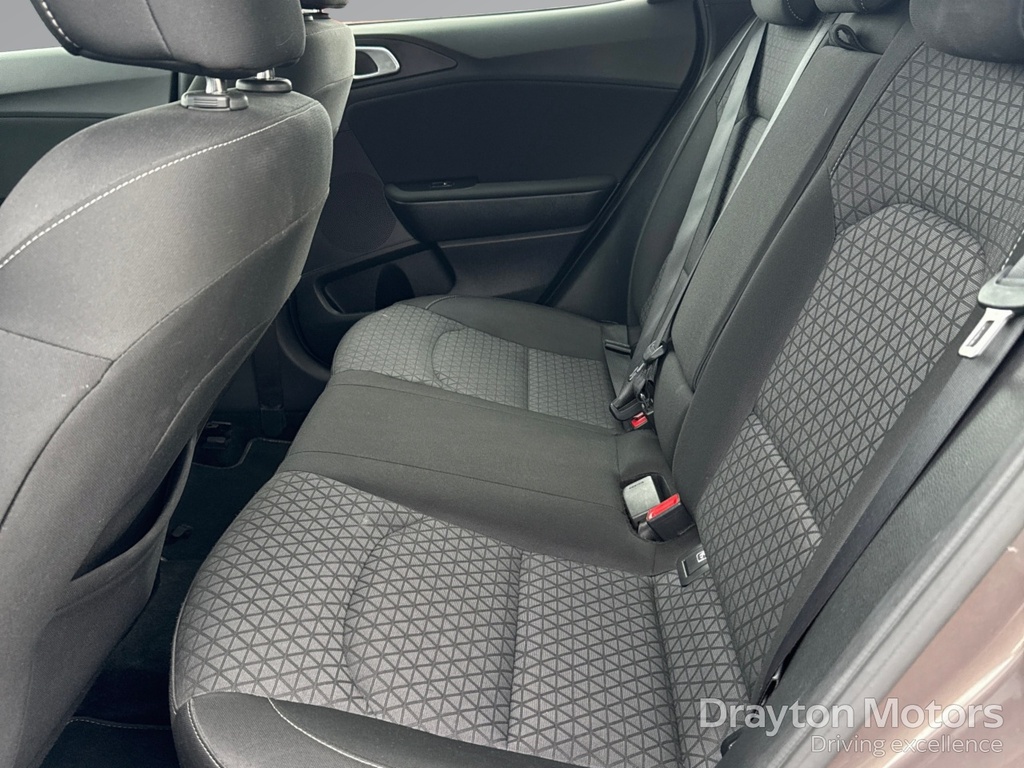 Kia Xceed 1.6 Crdi Isg 48V 3 #12