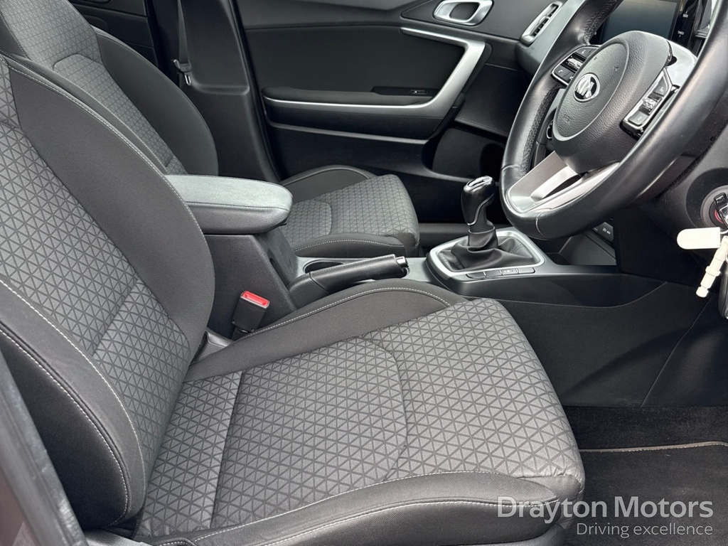 Kia Xceed 1.6 Crdi Isg 48V 3 #13