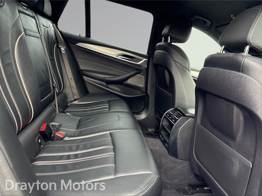 BMW 5 Series Se Blue #15